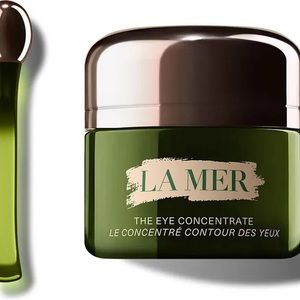 La Mer eye concentrate travel size pack